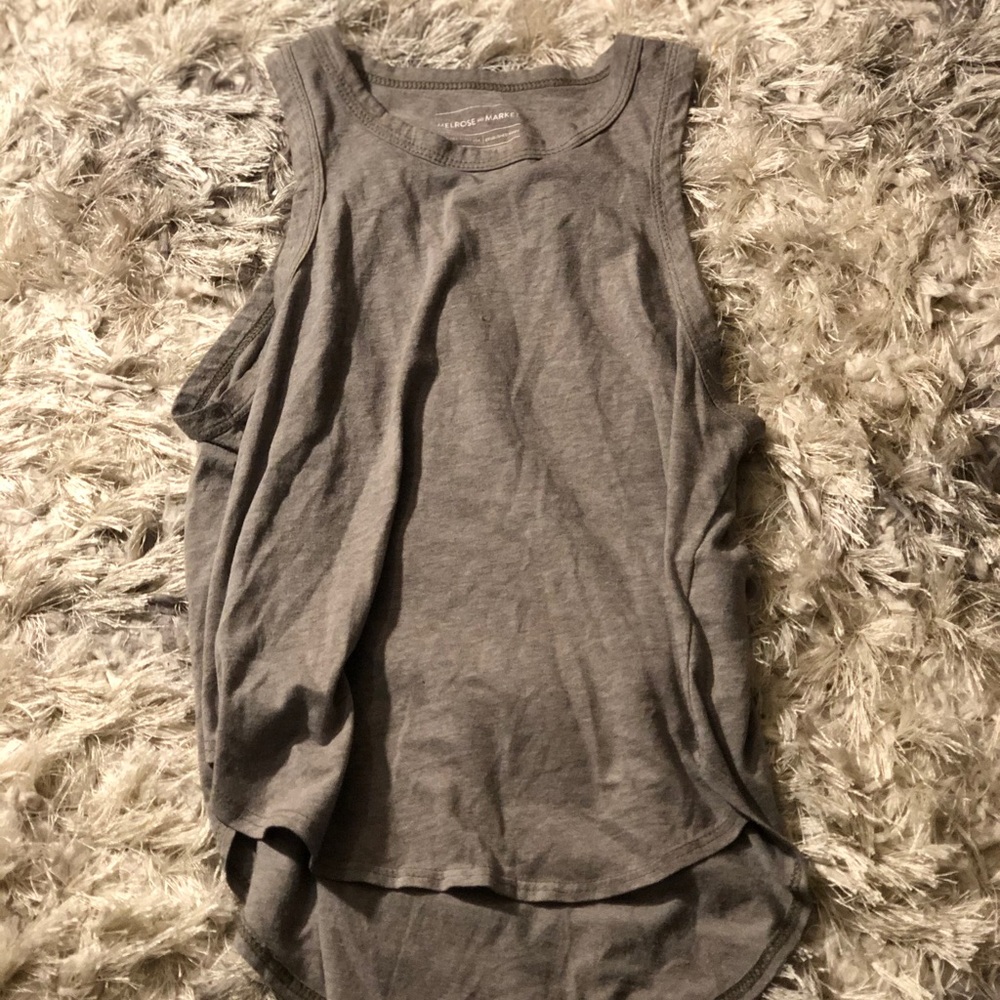 Grey tank top